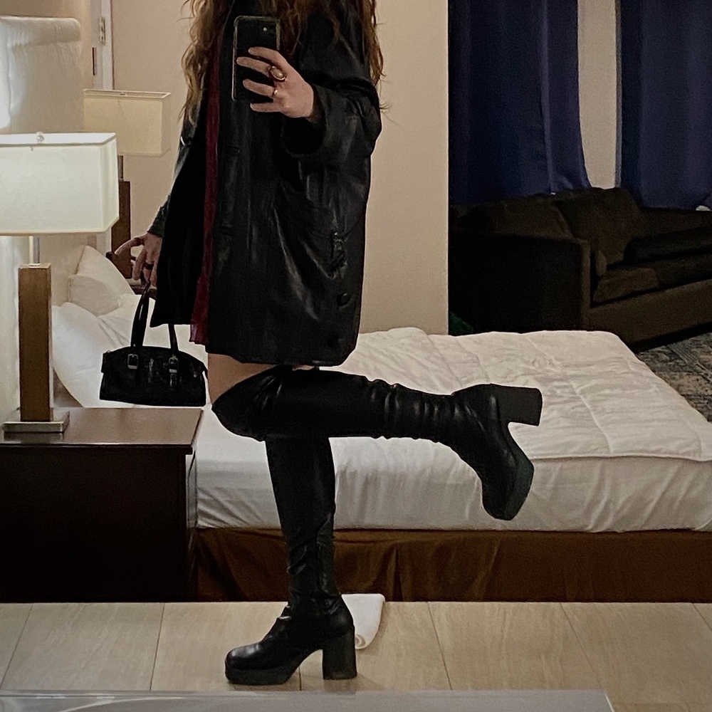 L'Intervalle Treviso Black Leather Thigh High Boots (Size EU 40)!
